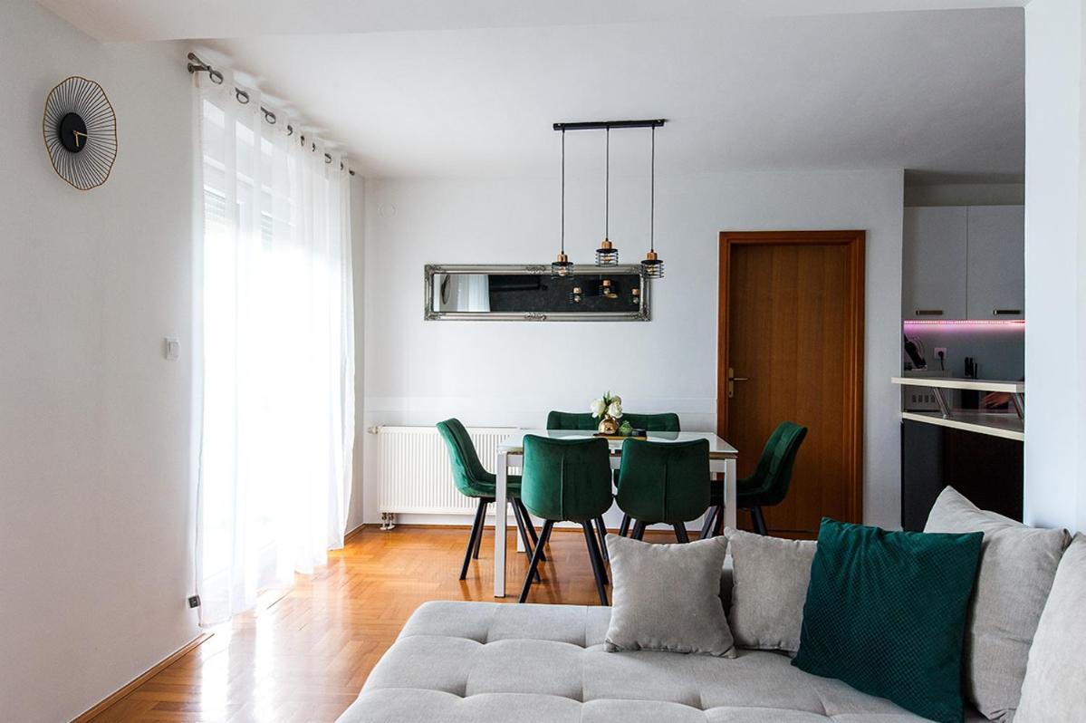 Appartement Arena à Osijek Extérieur photo