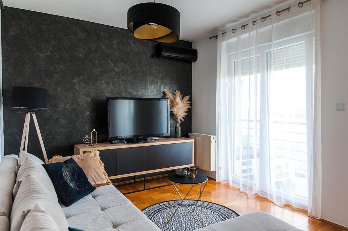 Appartement Arena à Osijek Extérieur photo