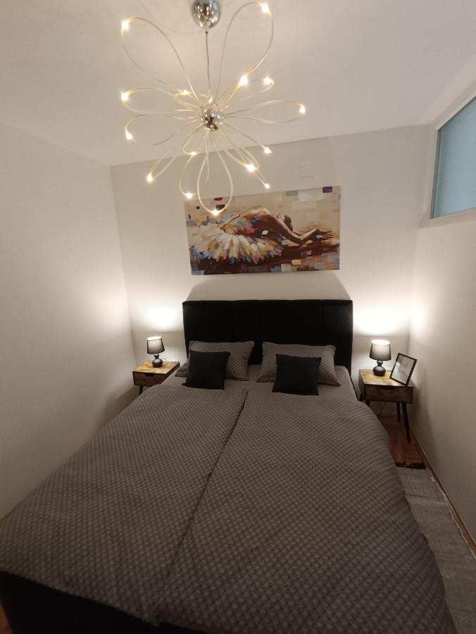 Appartement Arena à Osijek Extérieur photo