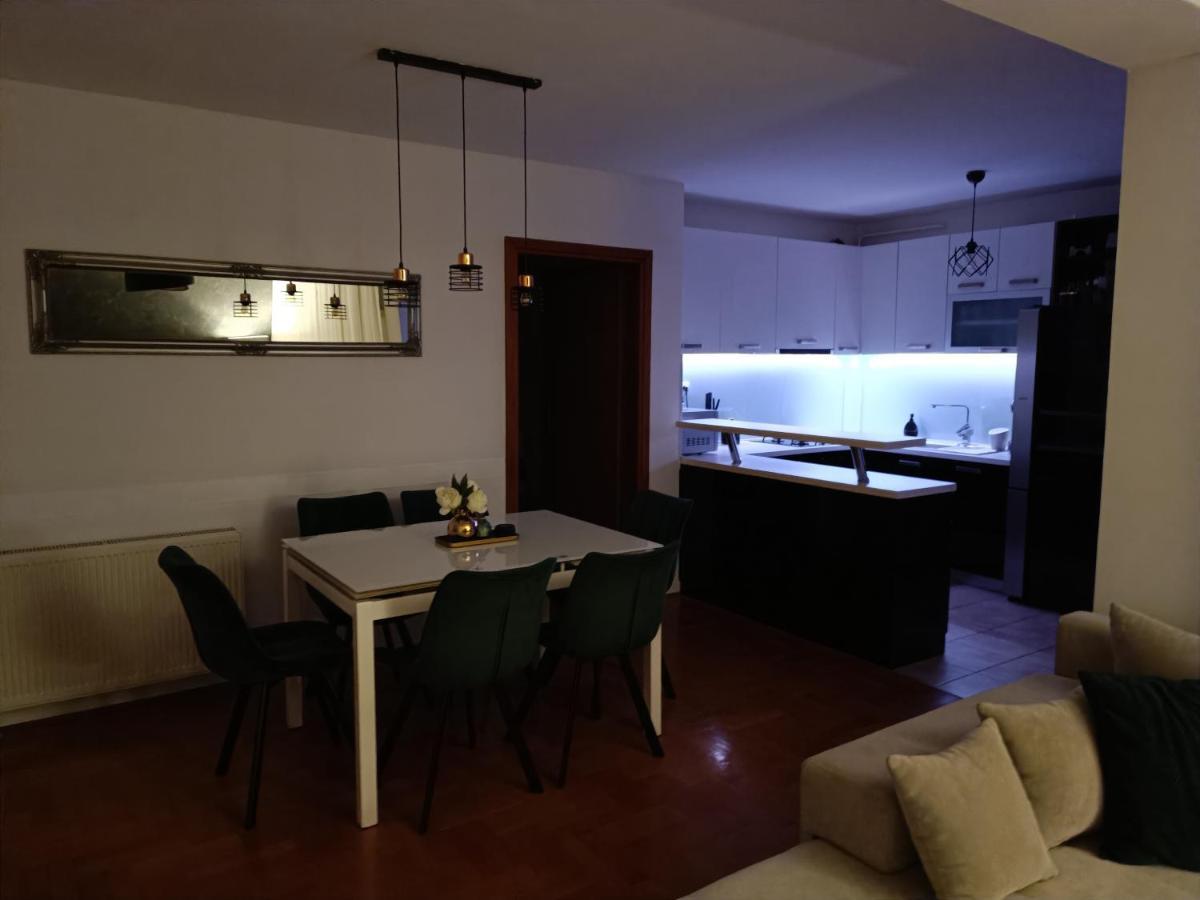 Appartement Arena à Osijek Extérieur photo