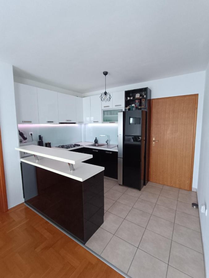 Appartement Arena à Osijek Extérieur photo