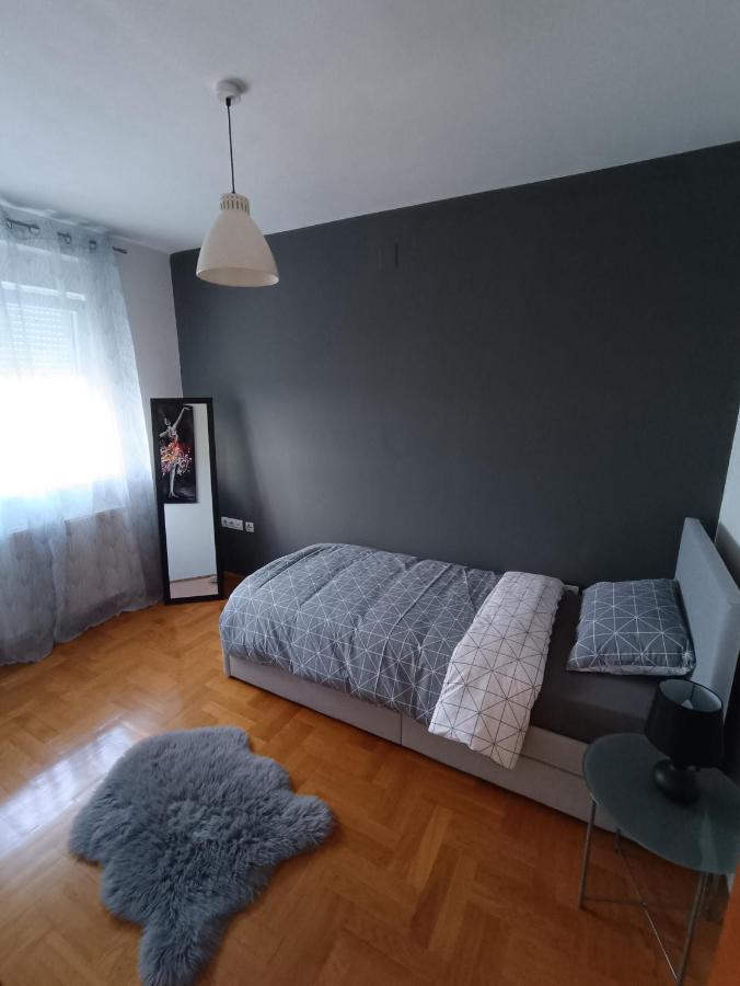 Appartement Arena à Osijek Extérieur photo