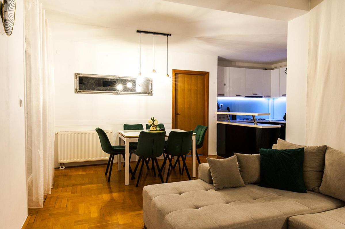 Appartement Arena à Osijek Extérieur photo