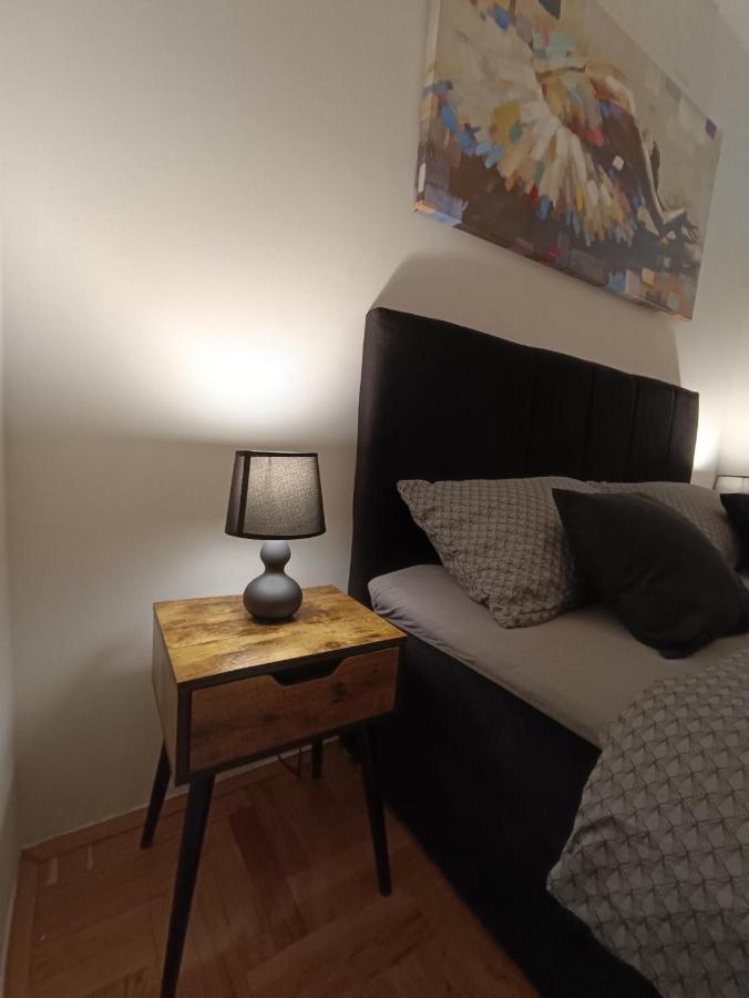 Appartement Arena à Osijek Extérieur photo