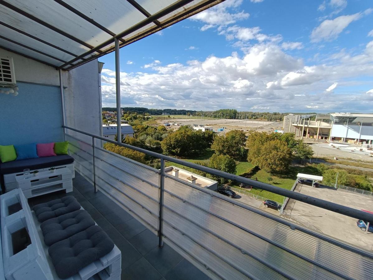 Appartement Arena à Osijek Extérieur photo