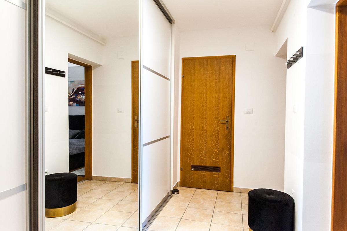Appartement Arena à Osijek Extérieur photo